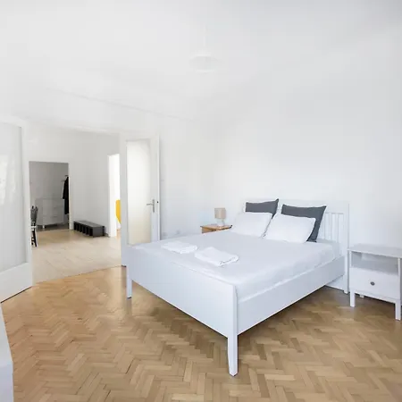 Apartamento Your Big In Center Bucarest